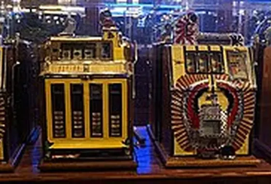 Vintage slot machines